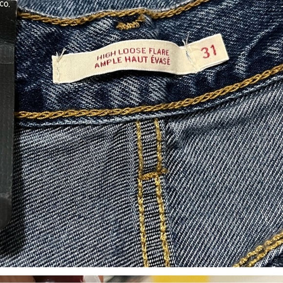 Levi’s High Loose Flare Jeans - Picture 5 of 6